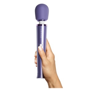 LE WAND PETITE RECHARGEABLE VIBRATING MASSAGER - VIOLET